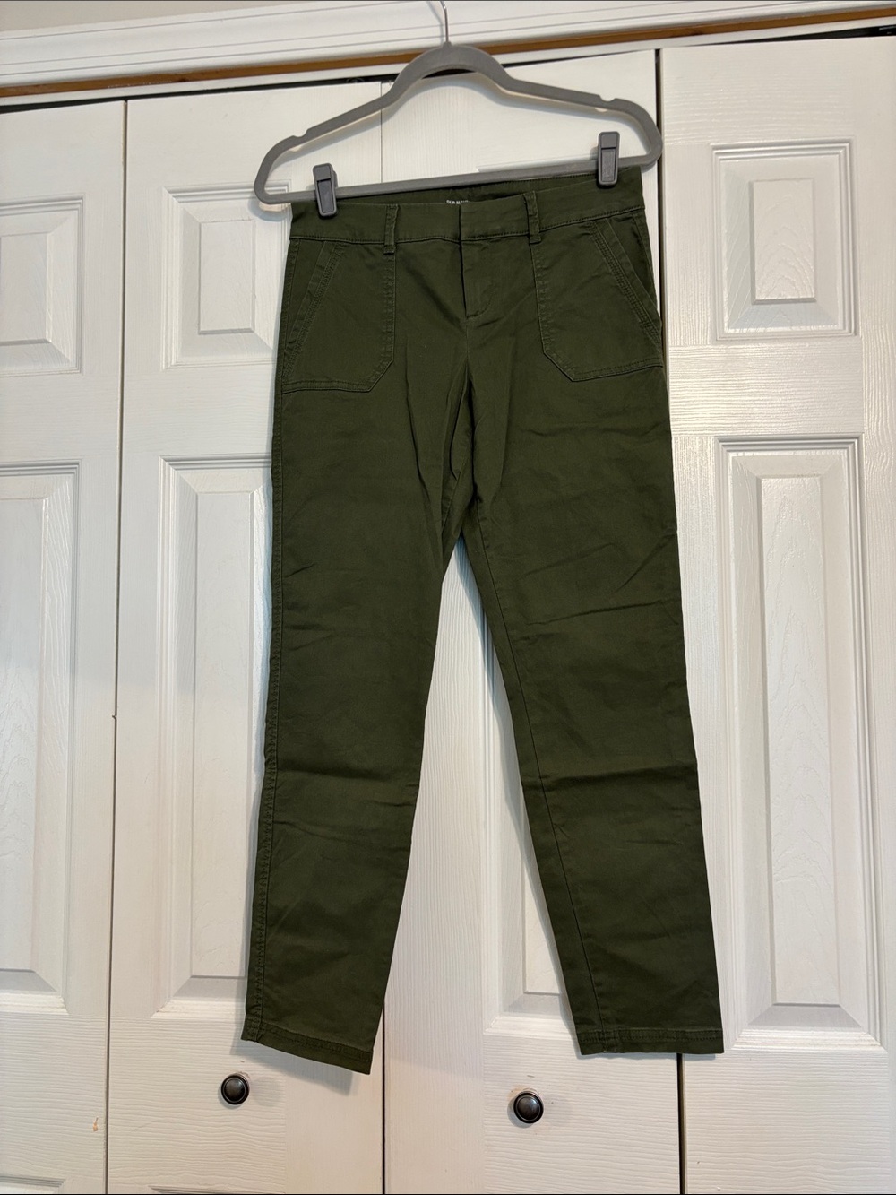Old Navy Olive Green Pixie Pants